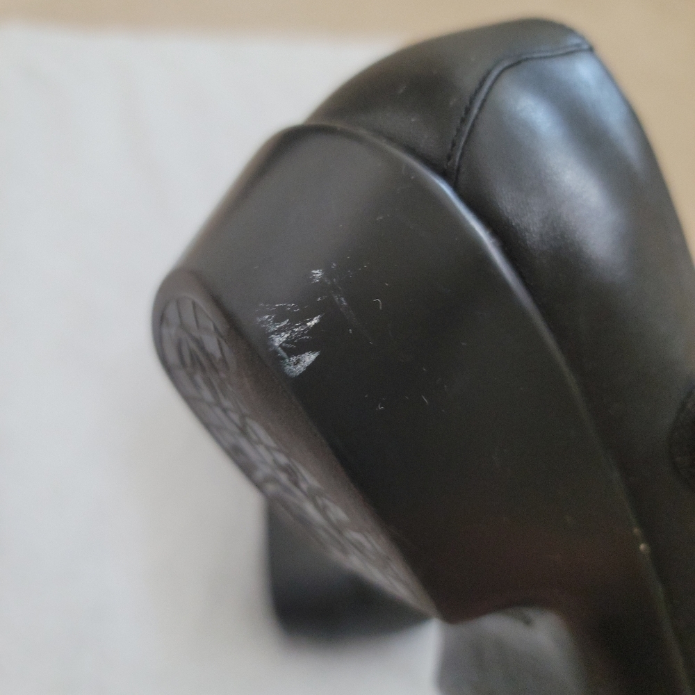 Dansko Women's shoes/ Black Milled size 38 / Used good condition - Picture 4 of 6